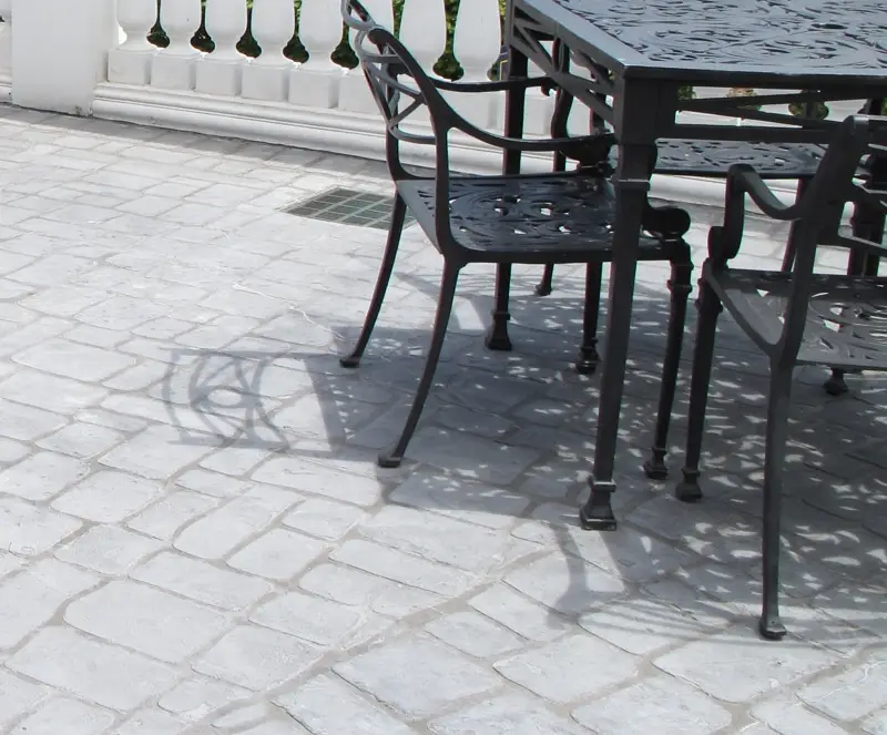 Residential Porches & Patios Sample 01