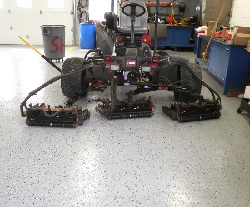 Golf Maintenance Facilities Sample 02