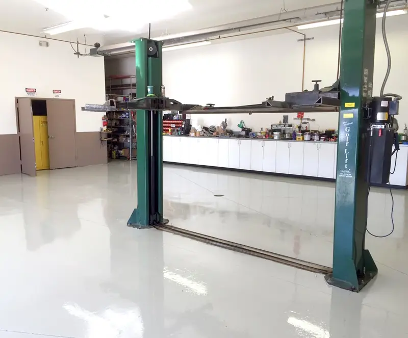 Golf Maintenance Facilities Sample 03