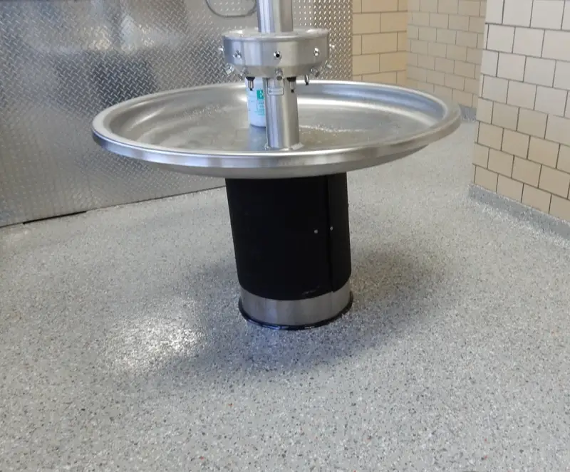 Hospitality Restrooms & Lockers Sample 01