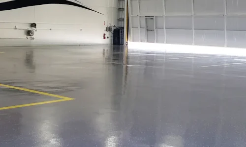 Plane Hagar Floor