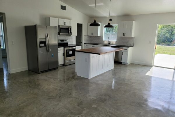 Kitchen in UGlaze Waterbased Urethane