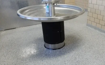 img-market-hospitality-restrooms-lockers-01-800×663 Hospitality Restrooms & Lockers Sample 01