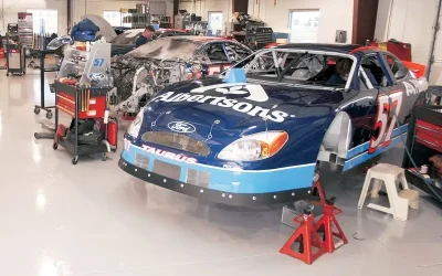 Racing Race Shops Sample 01